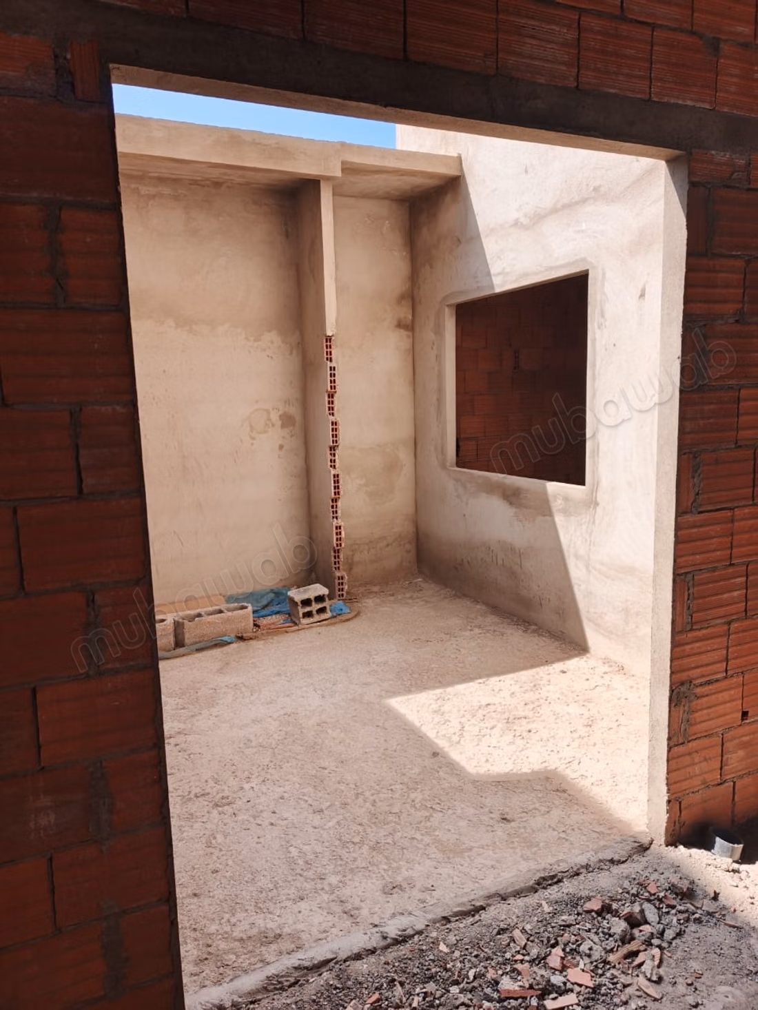 Casa en venta 80m² semi terminada en Wifak. Temara