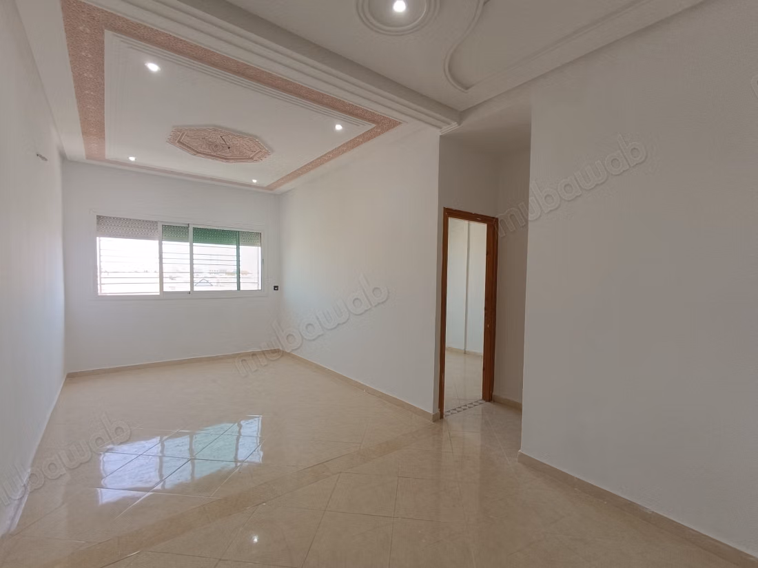 Appartement à louer à Riyad Al-Yasmin, Route Ain Chkef