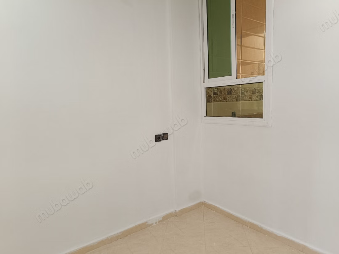 Appartement à louer à Riyad Al-Yasmin, Route Ain Chkef