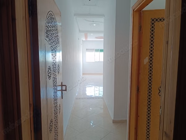 Appartement à louer à Riyad Al-Yasmin, Route Ain Chkef