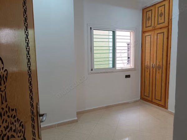 Appartement à louer à Riyad Al-Yasmin, Route Ain Chkaf