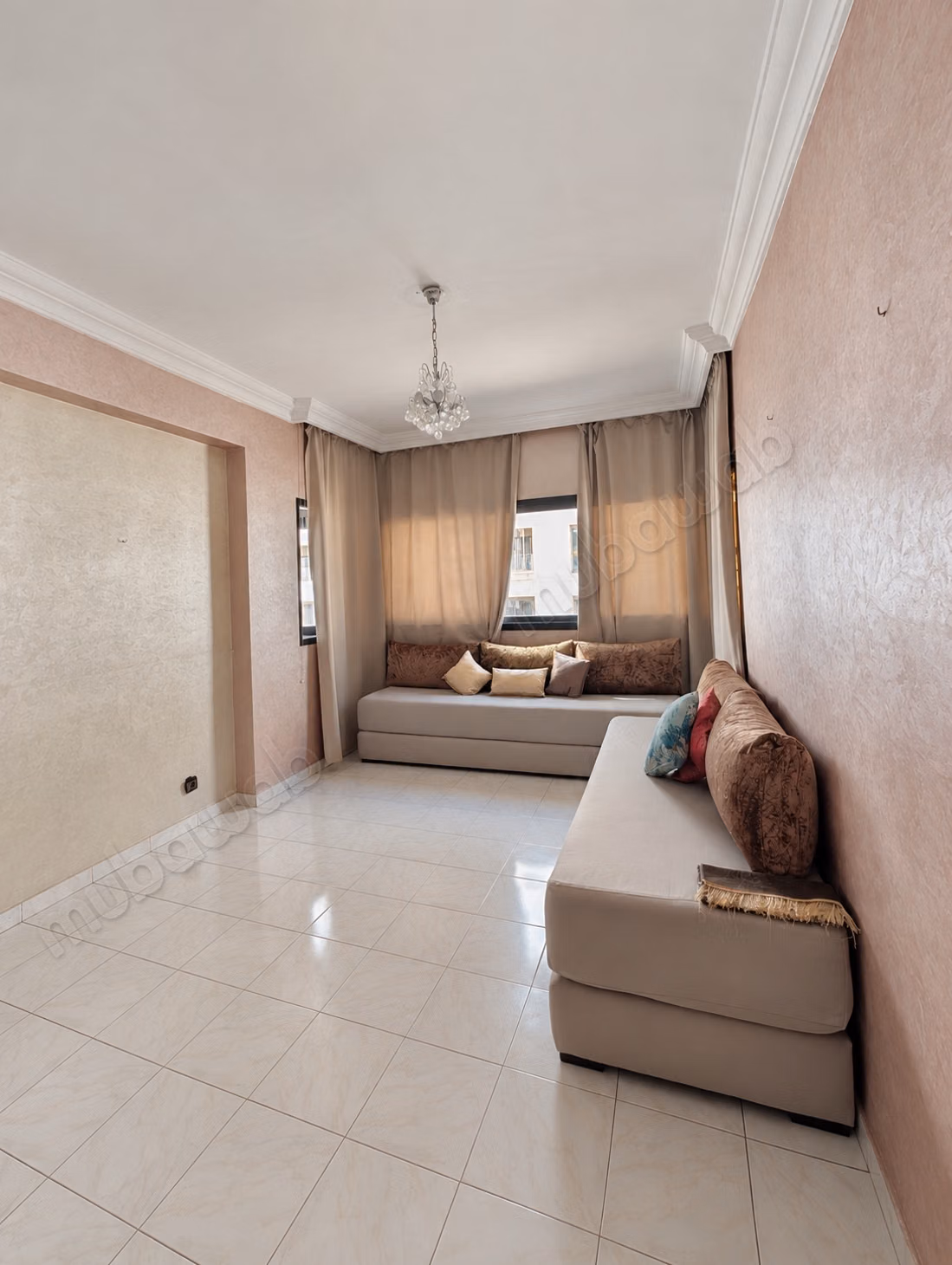 Family apartment of 200 m² for sale in Racine