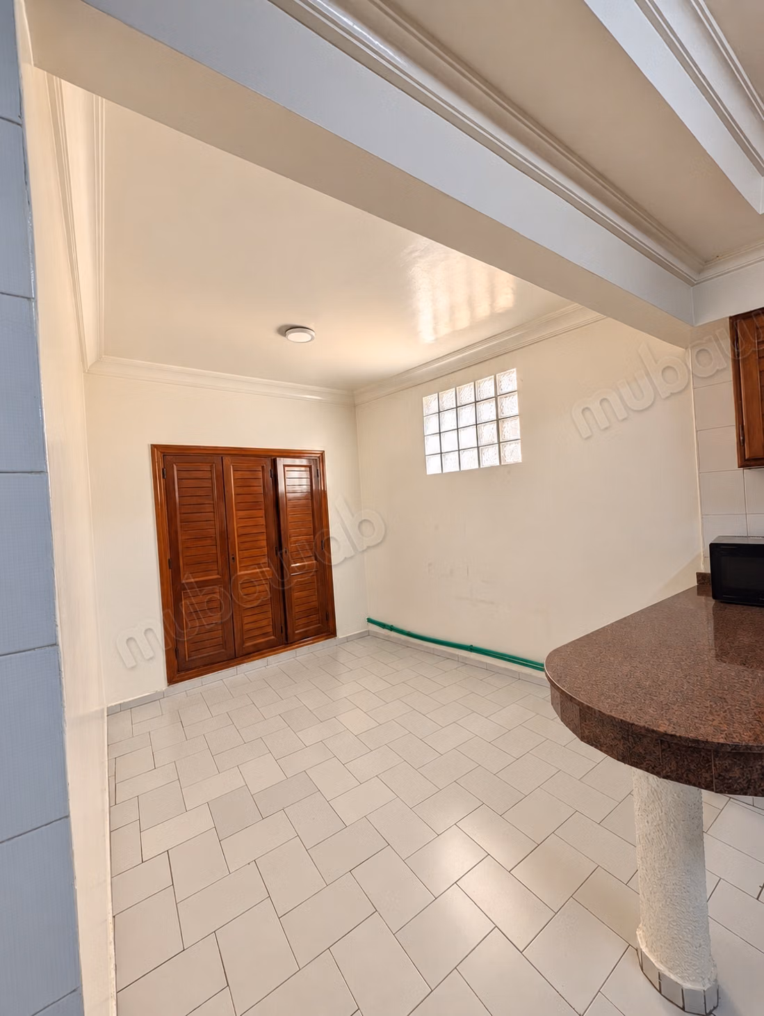 Family apartment of 200 m² for sale in Racine