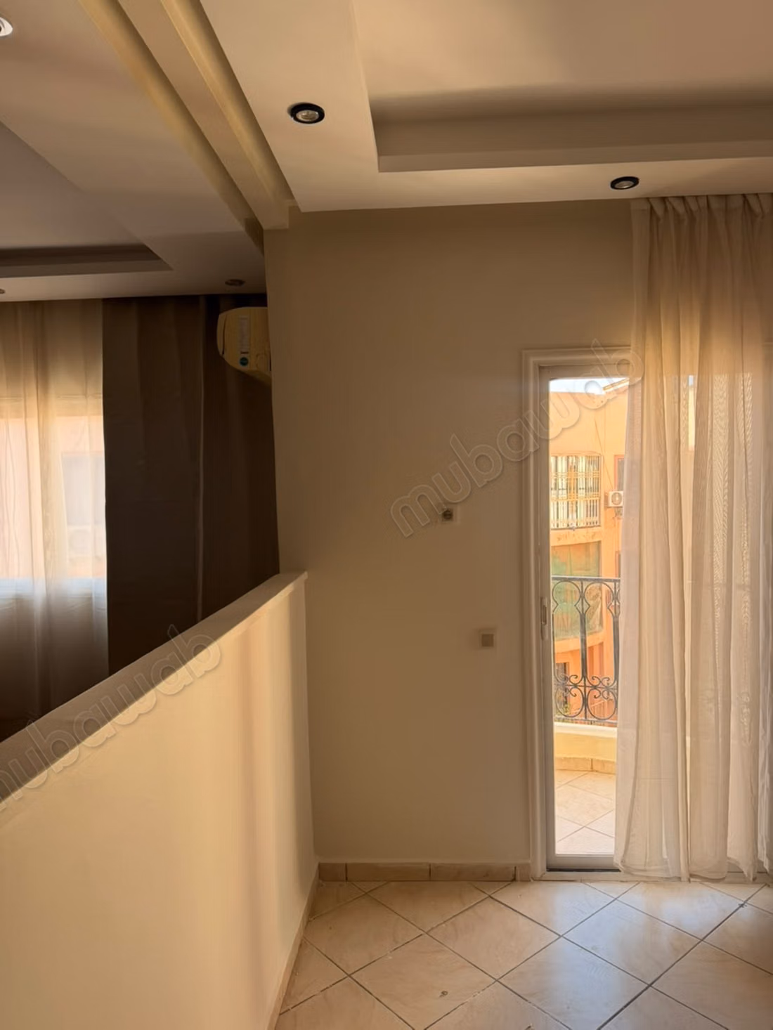 Venta directa de un apartamento renovado y amueblado de 56m² PLAZA