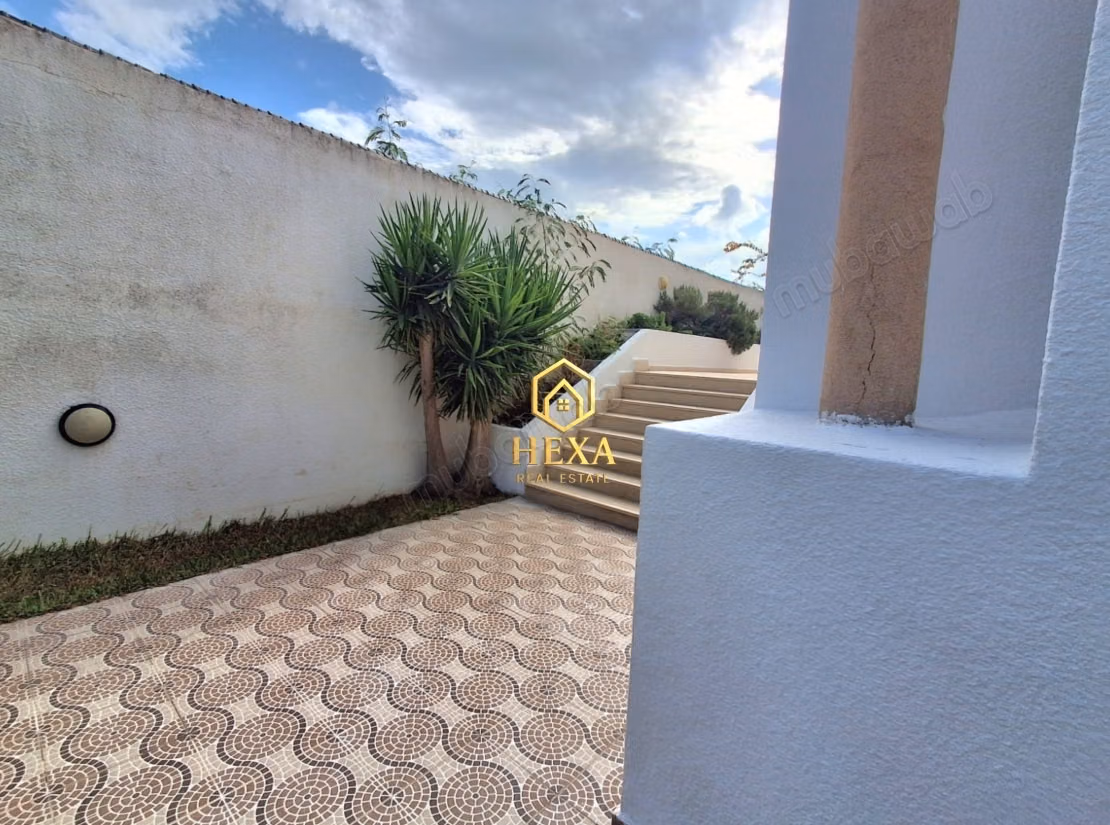 Villa S3 avec jardin et terrasse à La Marsa