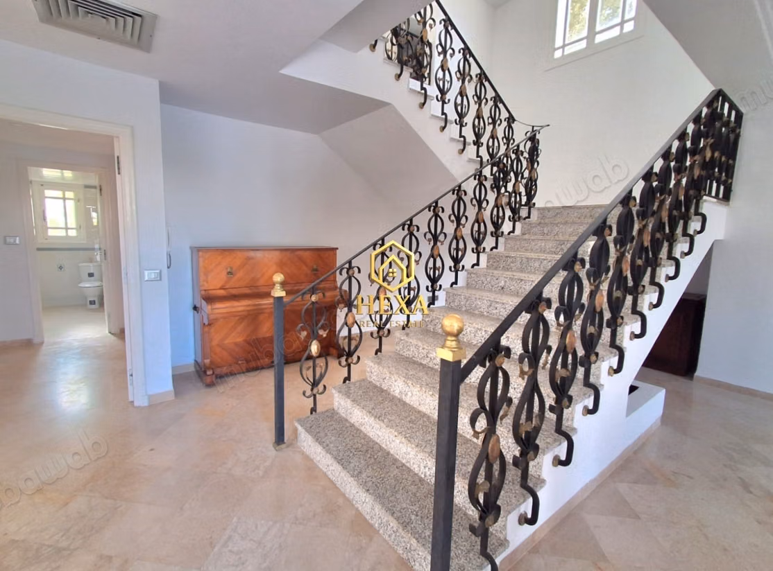 Villa S3 avec jardin et terrasse à La Marsa