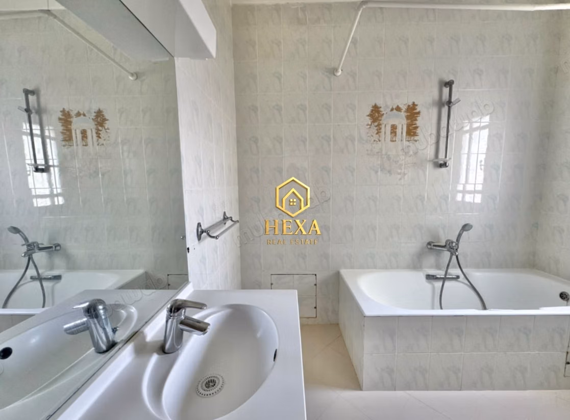 Villa S3 avec jardin et terrasse à La Marsa