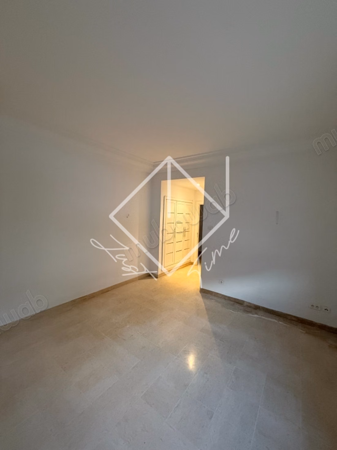 Appartement s3 à louer à ennasr 1