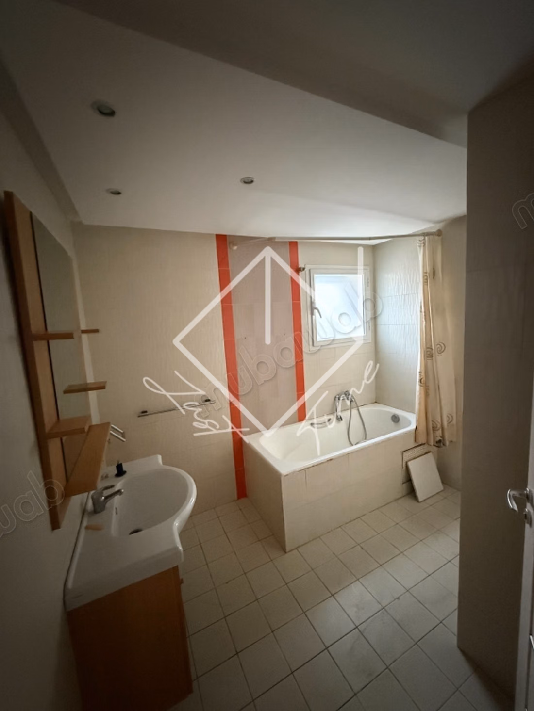 Appartement s3 à louer à ennasr 1