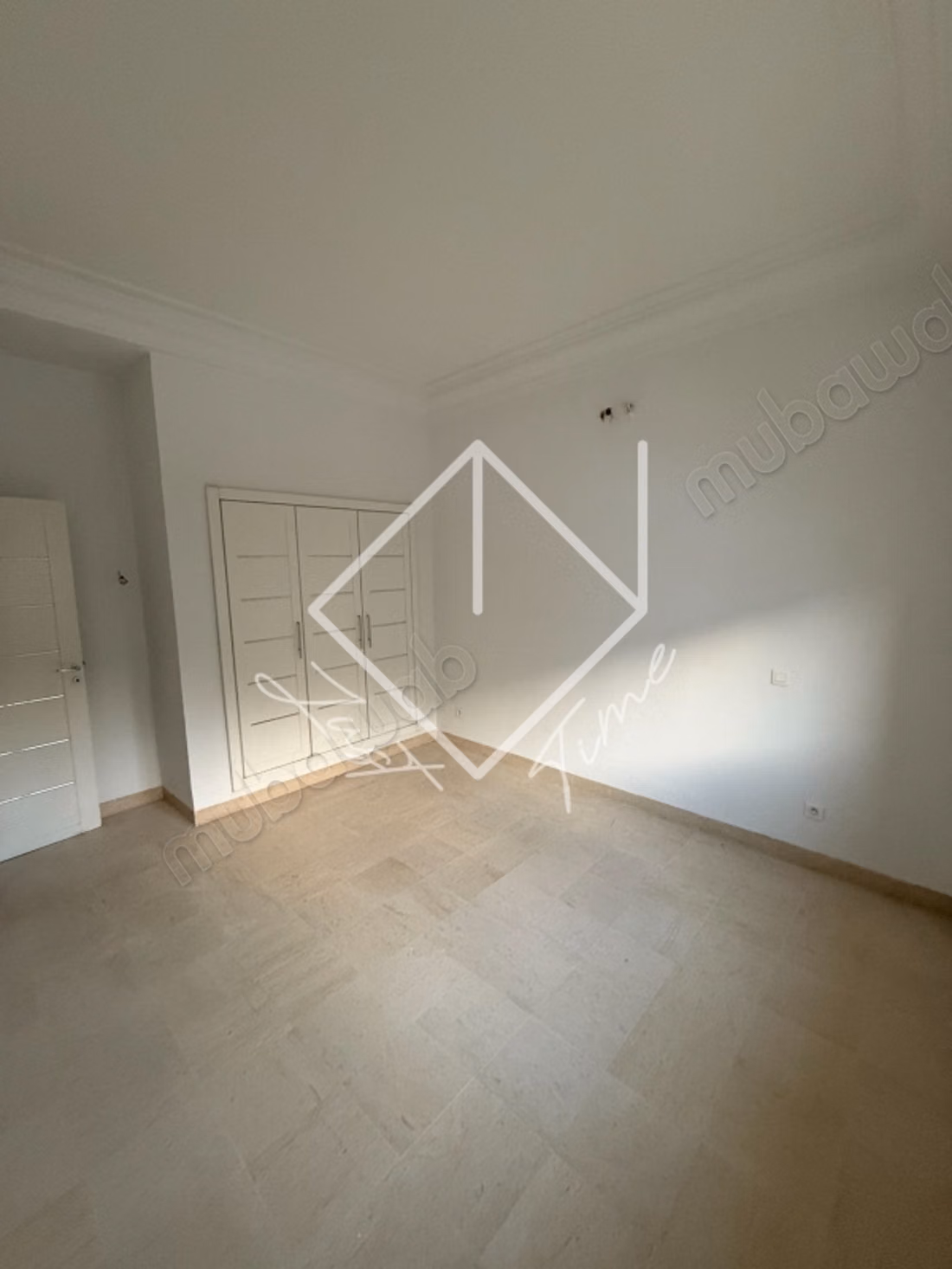 Appartement s3 à louer à ennasr 1