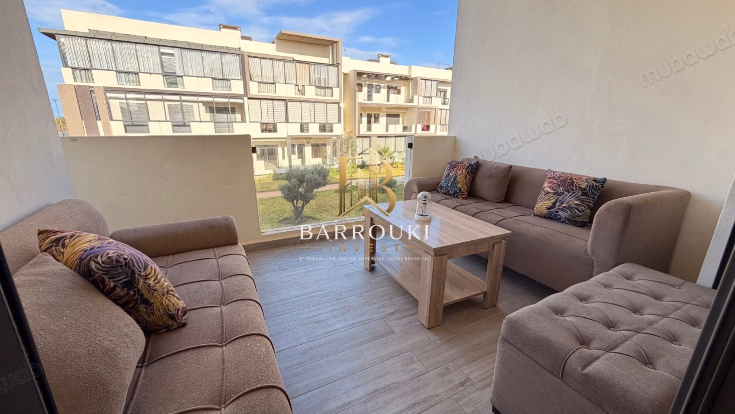 Appartement 3 chambres avec terrasse vue piscine à Dar Bouazza