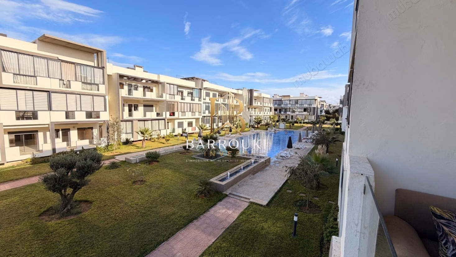 Appartement 3 chambres avec terrasse vue piscine à Dar Bouazza
