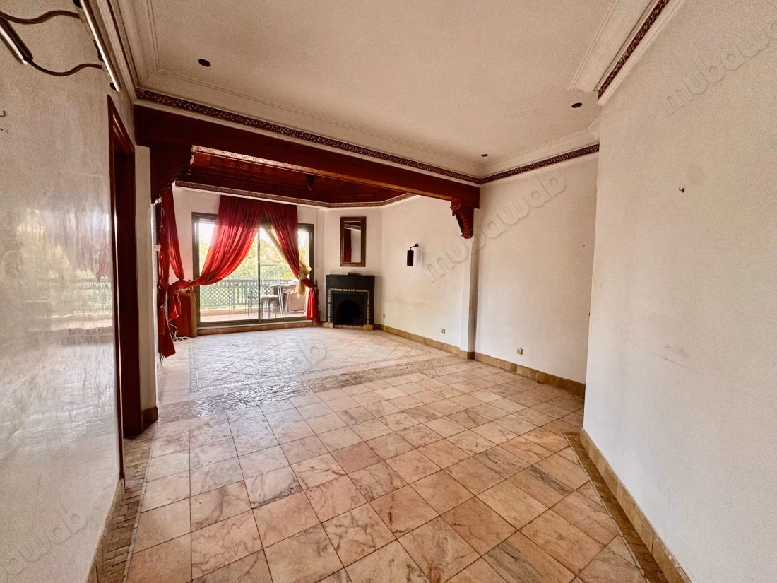 Apartamento de 3 habitaciones en el piso