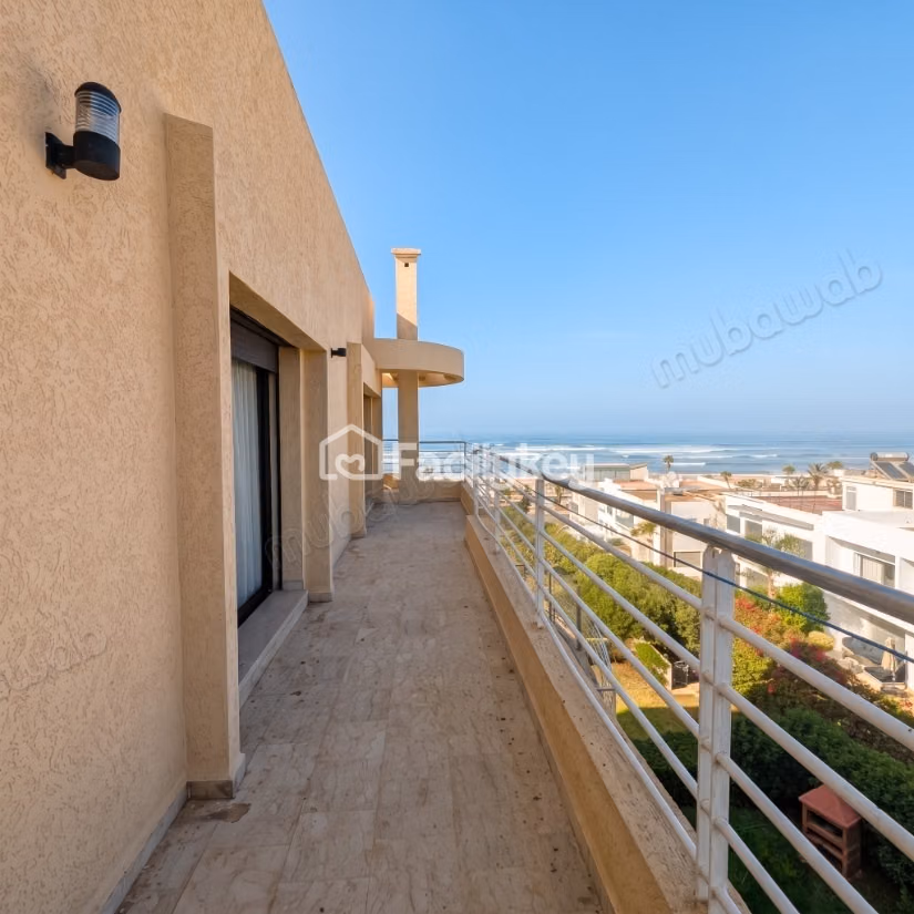 Appartement de 172 m² à Dar Bouazza