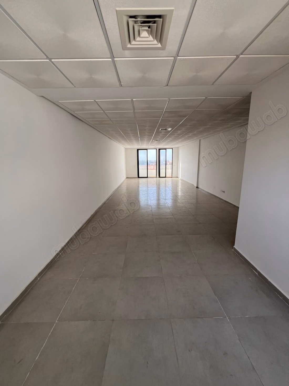 Bureau 74 m² à Louer Double Façade,
salé el jadida