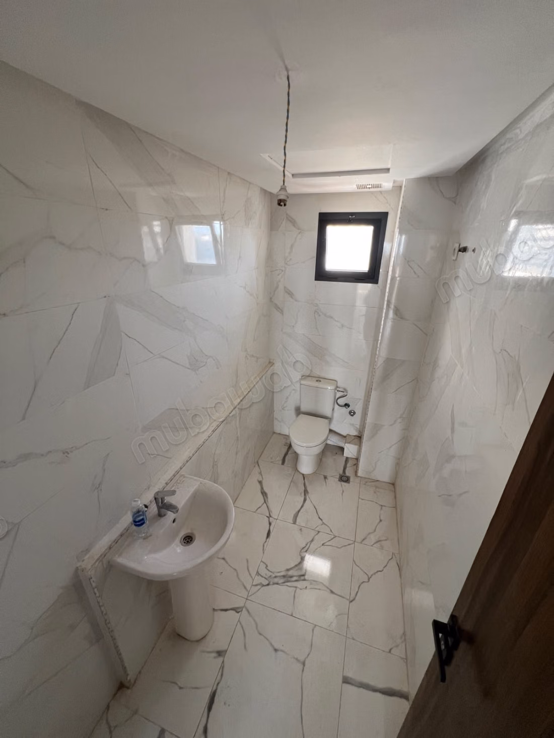 Bureau 74 m² à Louer Double Façade,
salé el jadida