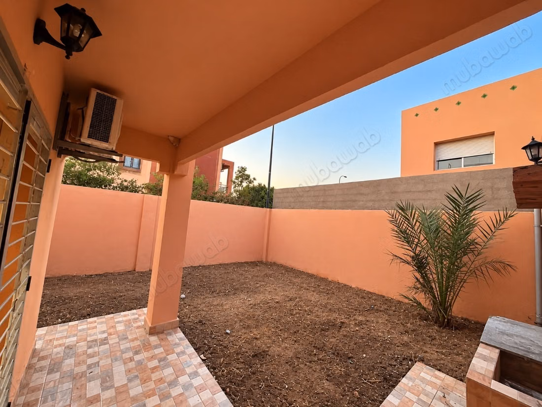 À vendre – villa haut standing à tamansourt