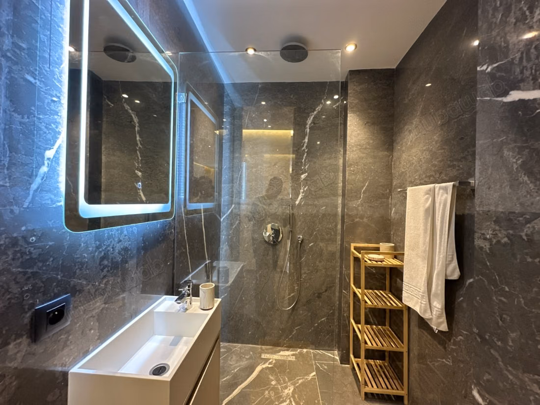 À LOUER – Appartement neuf meublé de haut standing
