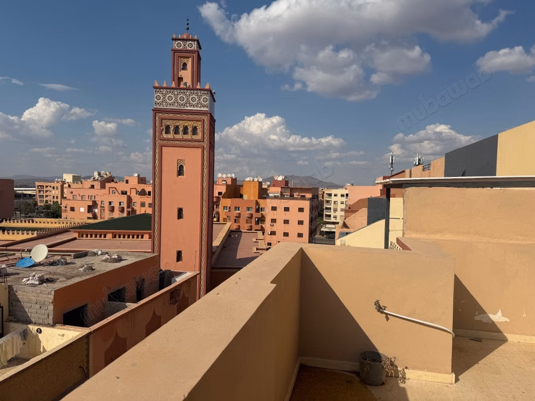 Bel appartement avec une magnifique terrasse