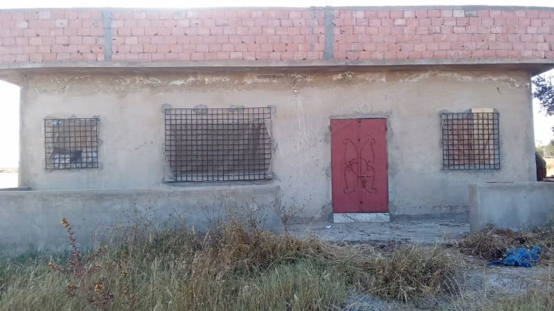Terrain merveilleux à vendre à Tiflet. Superficie totale 18000 m²