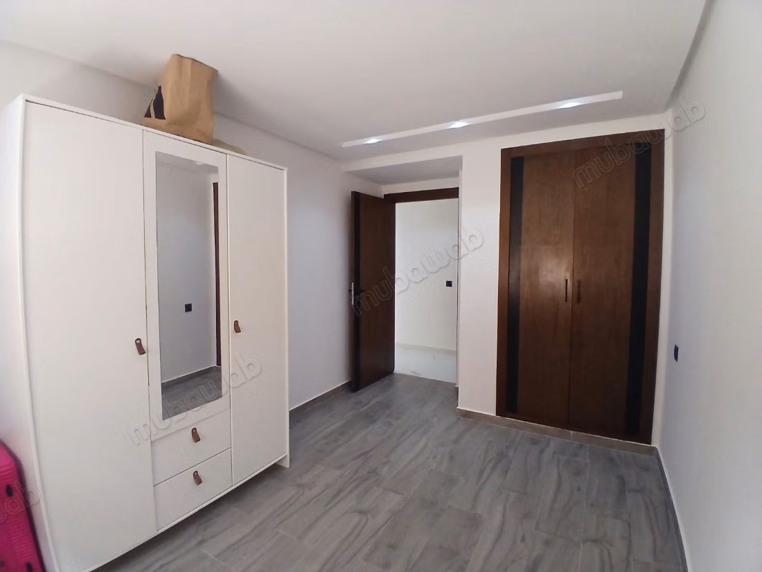 Bel appartement neuf avec terrasse au centre ville