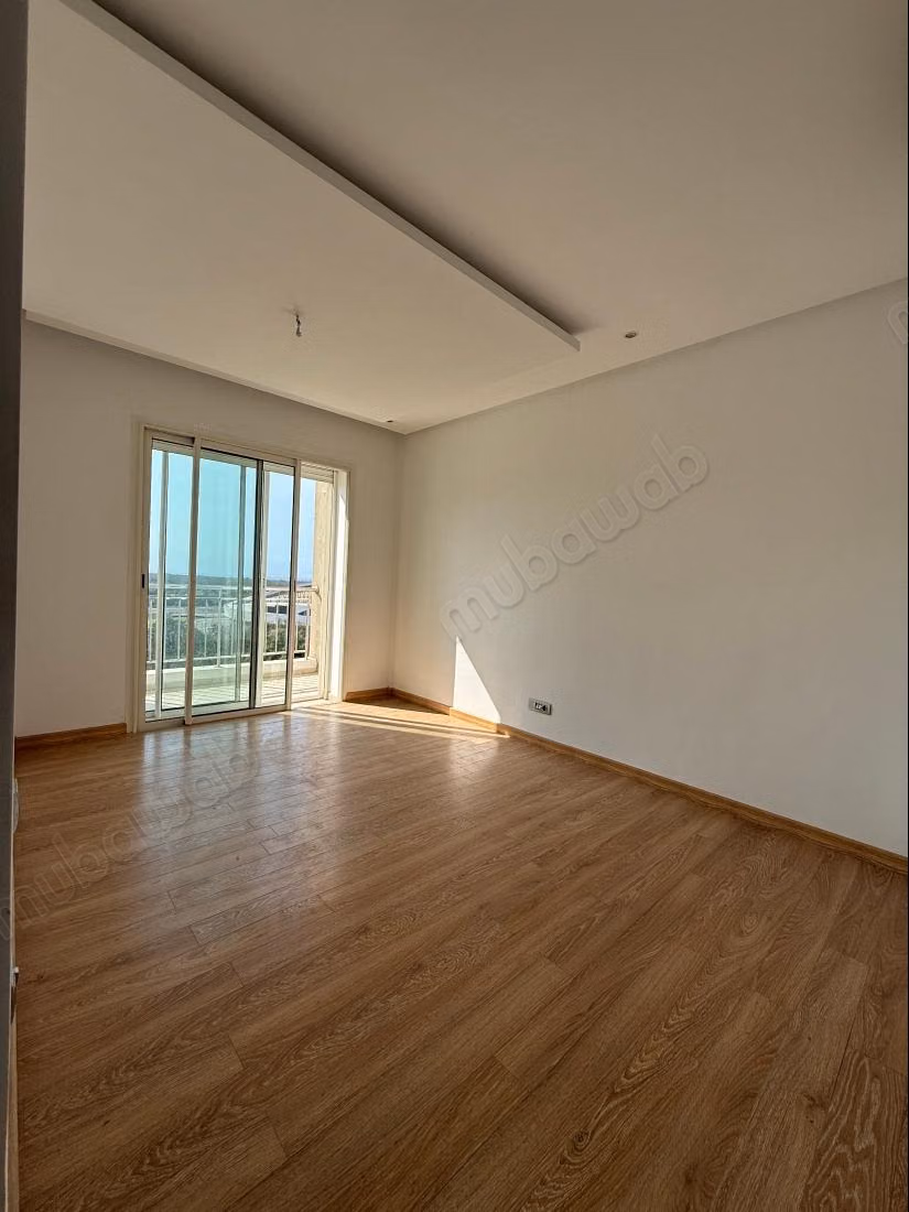 Appartement en vente à Riyad. 3 pièces. Résidence avec concierge, climatisation générale