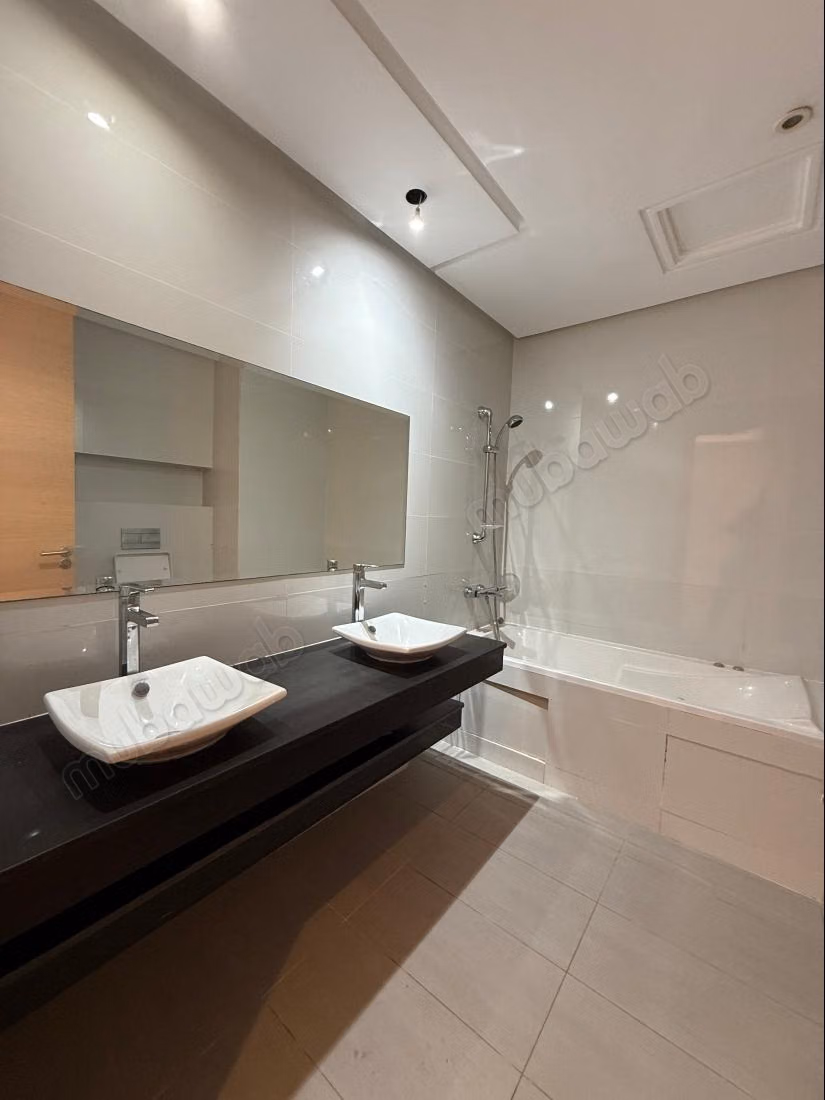 Appartement en vente à Riyad. 3 pièces. Résidence avec concierge, climatisation générale