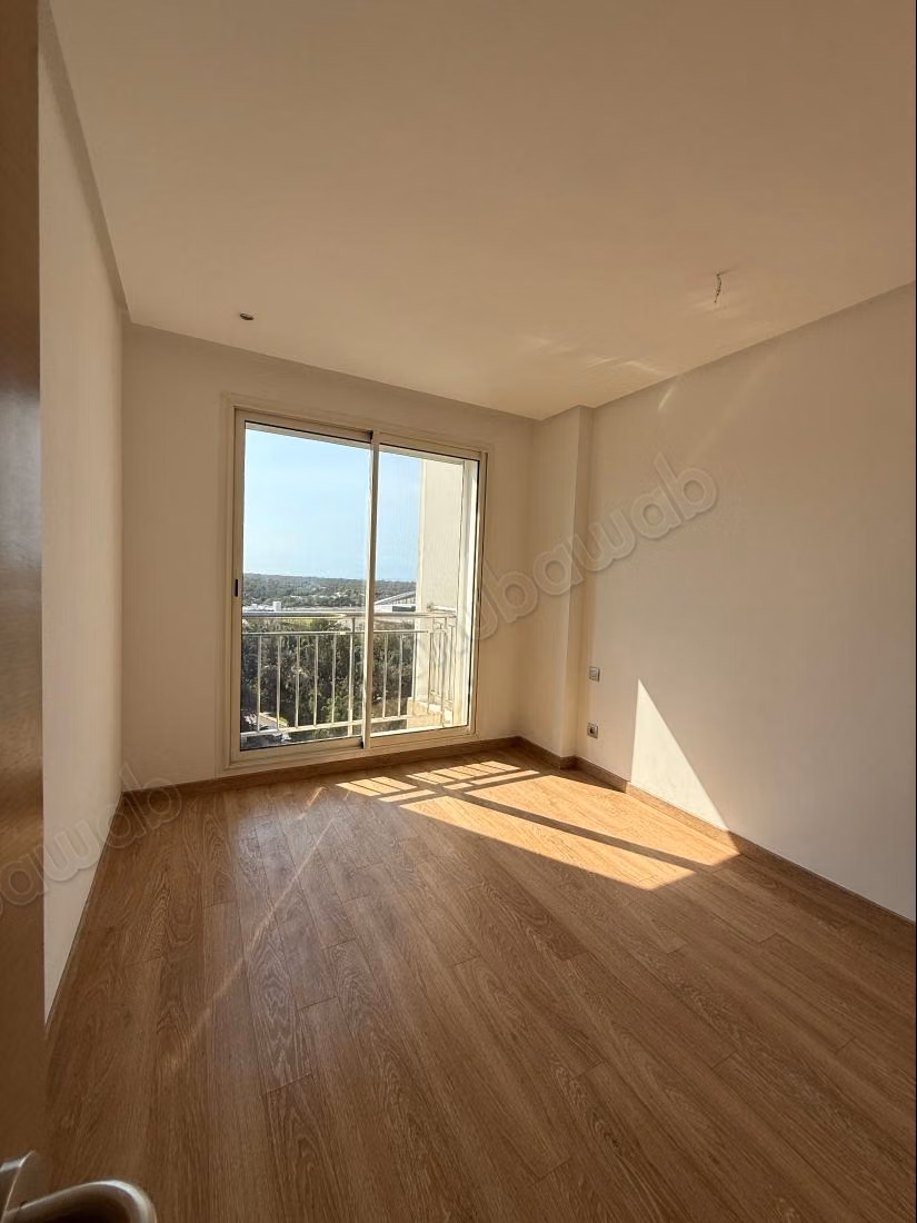Appartement en vente à Riyad. 3 pièces. Résidence avec concierge, climatisation générale