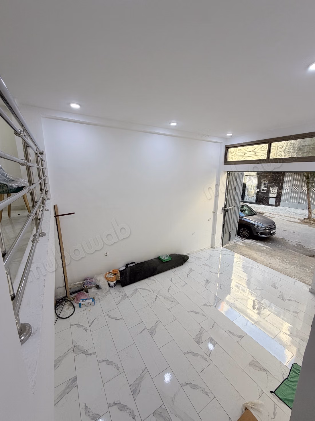 Beau local commercial en location à Tanja Balia.
Surface totale 70 m².
Résidence sécurisée