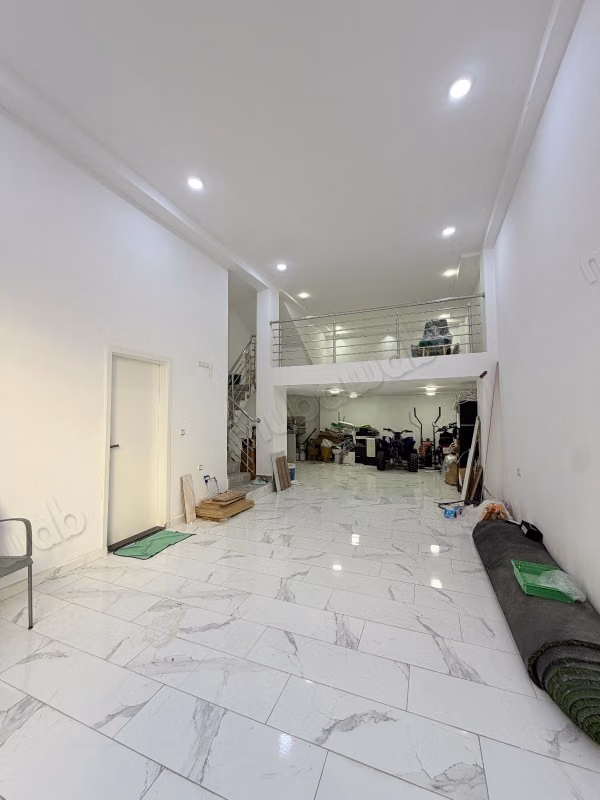 Beau local commercial en location à Tanja Balia.
Surface totale 70 m².
Résidence sécurisée
