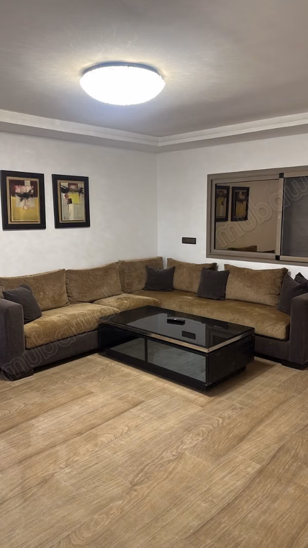 Appartements à louer à Secteur Touristique. Surface totale 64 m². Antenne parabolique, résidence sécurisée