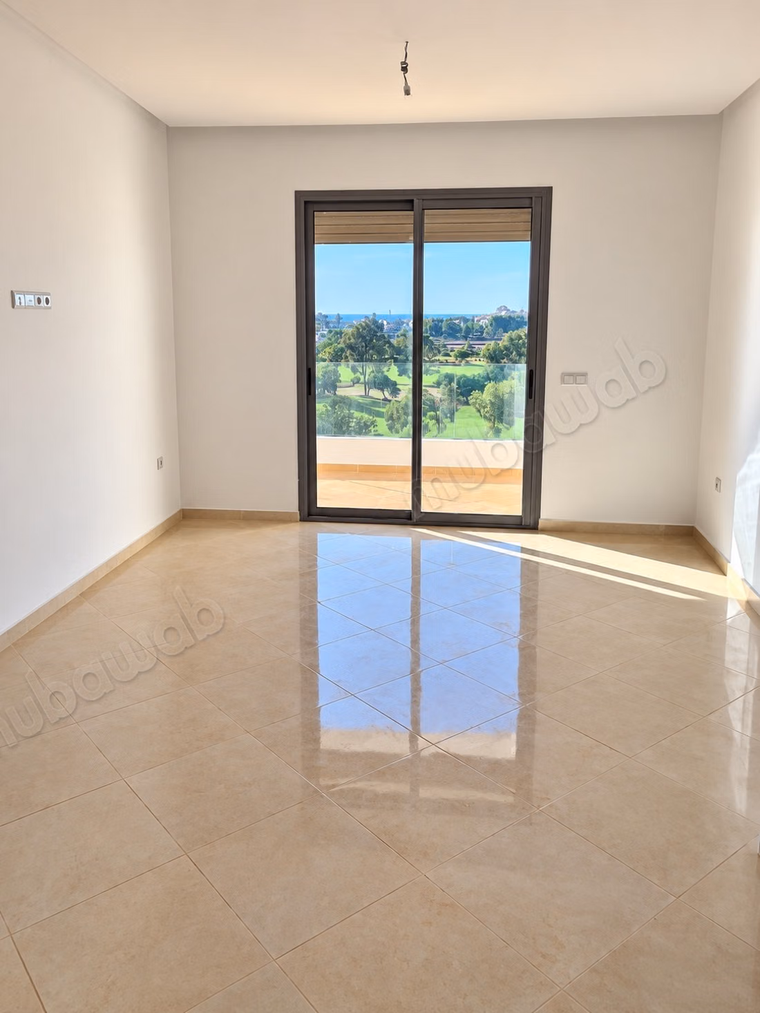 # Bouznika bay, ensemble immobilier à vocation hôtelière