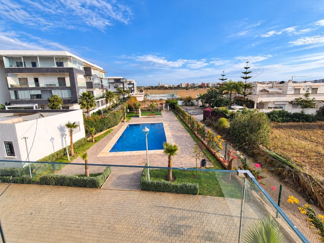 # Bouznika bay, ensemble immobilier à vocation hôtelière