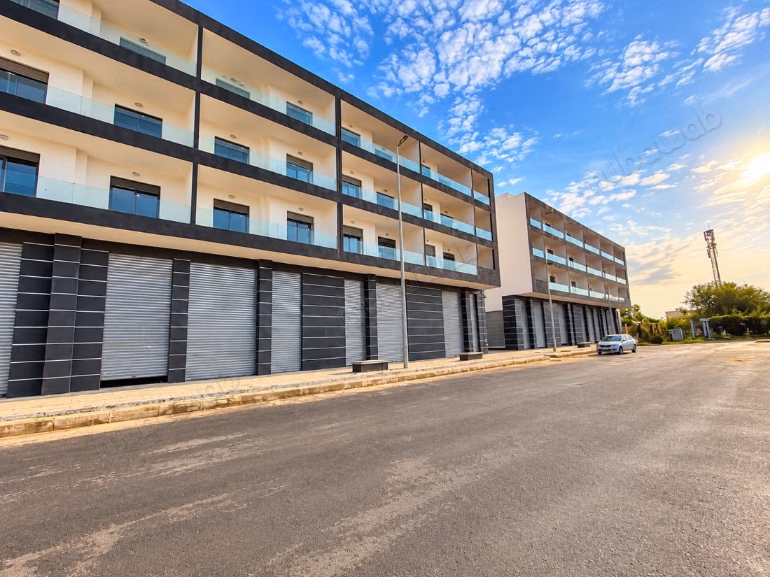 # Bouznika bay, ensemble immobilier à vocation hôtelière