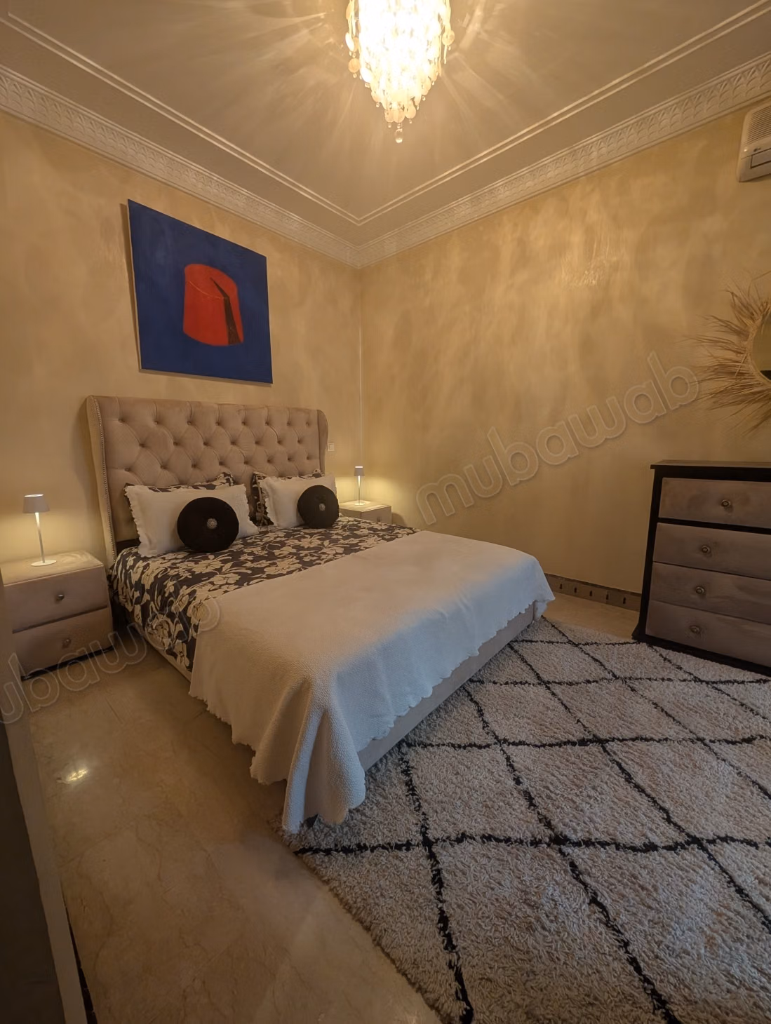 2-bedroom apartment, prime location