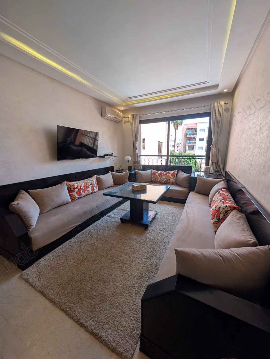 2-bedroom apartment, prime location