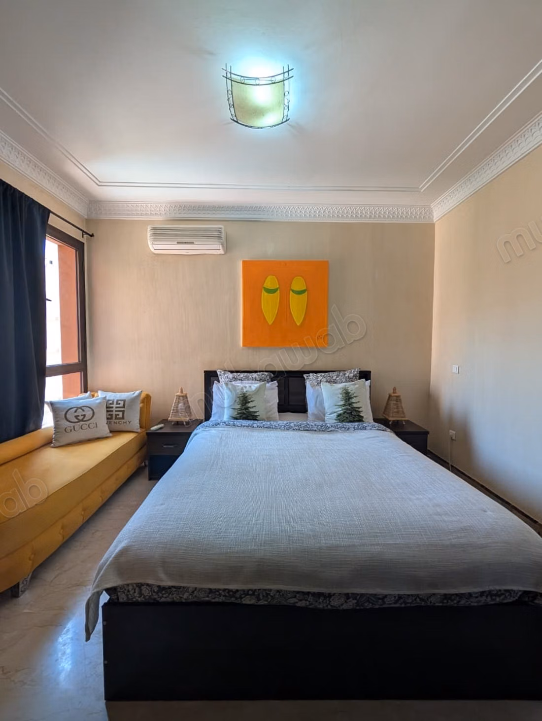 2-bedroom apartment, prime location