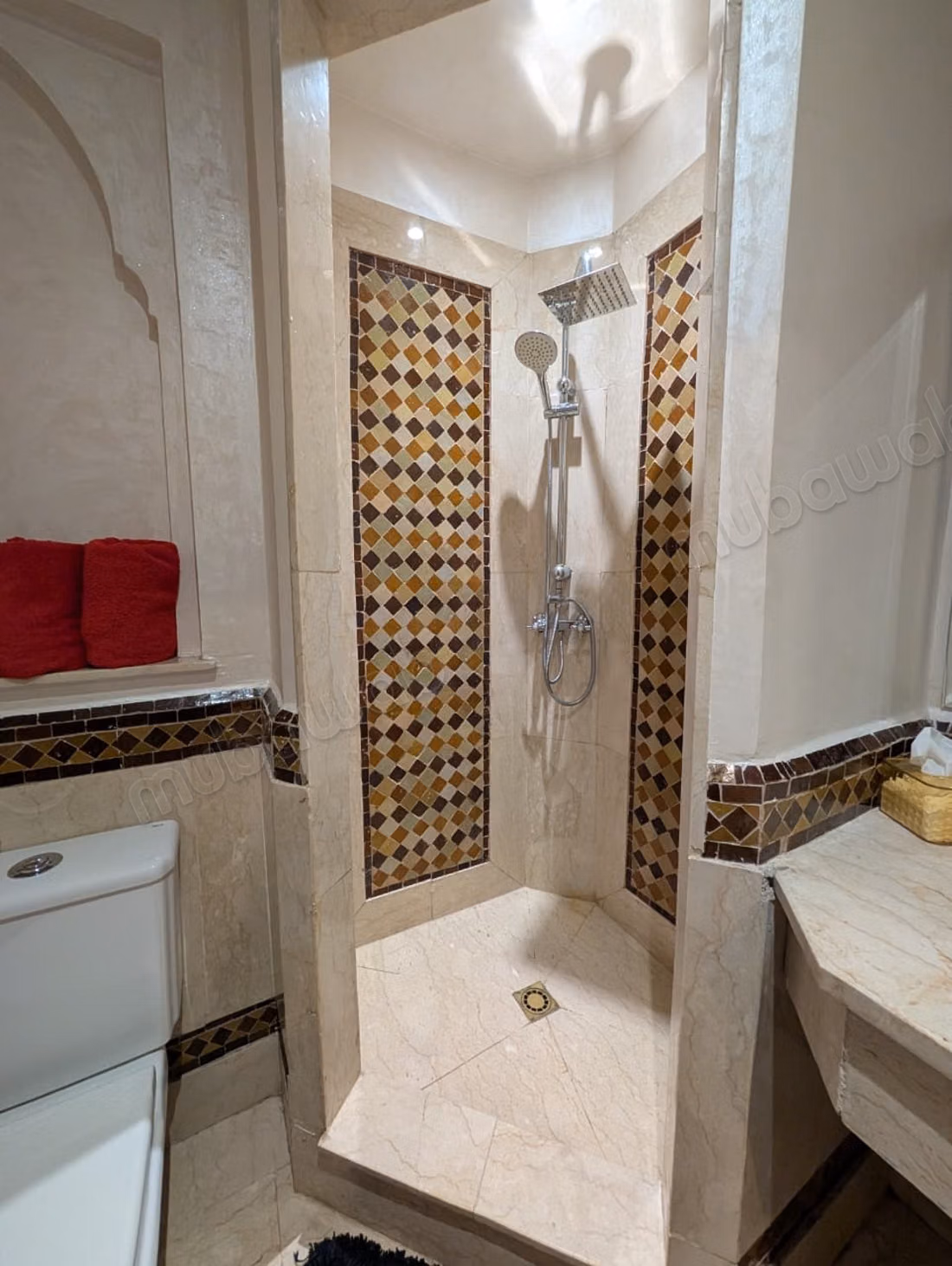 2-bedroom apartment, prime location