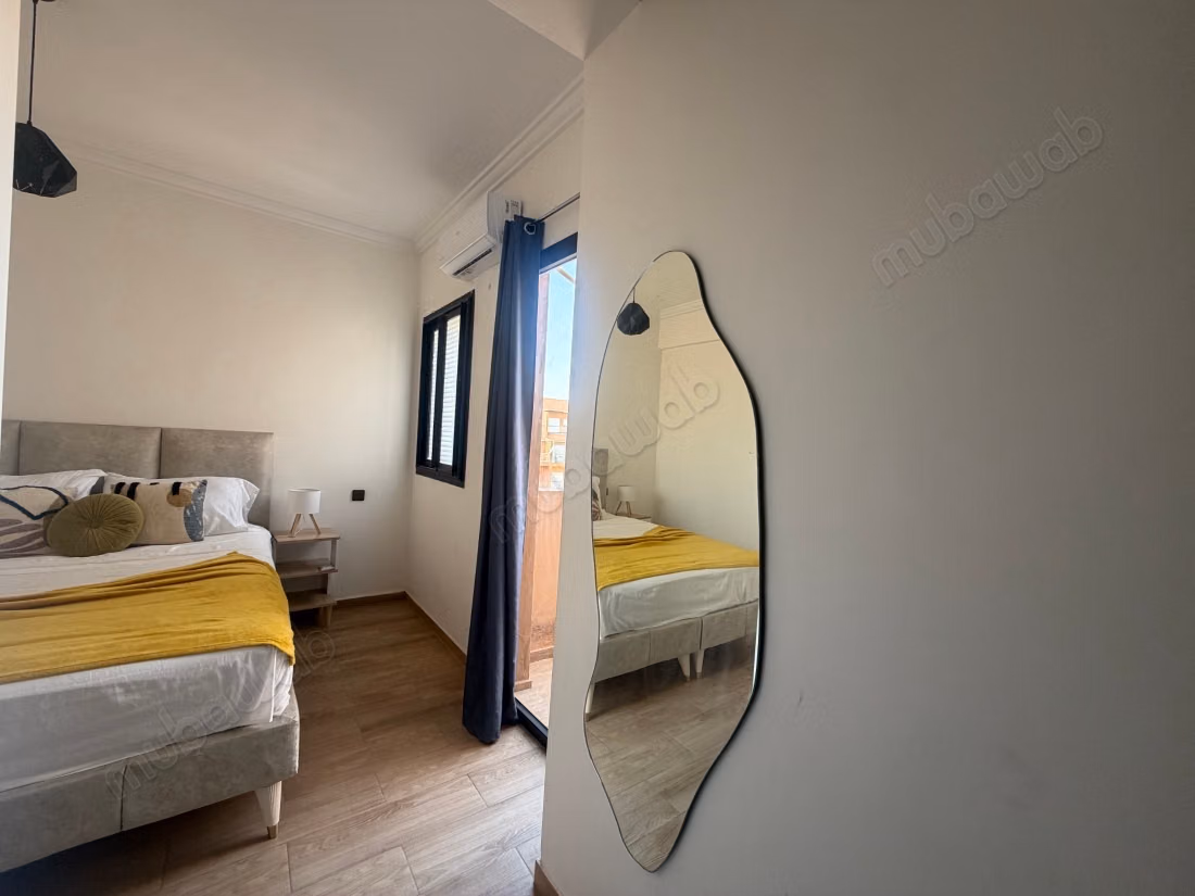 Find an apartment for rent in Guéliz. 2 rooms. Lift and terrace