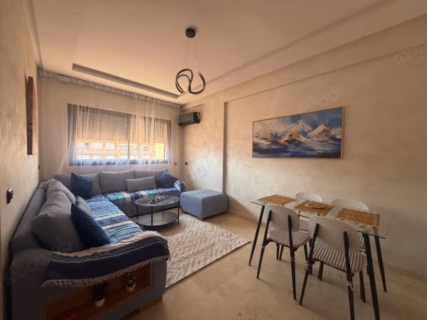 Find an apartment for rent in Guéliz. 2 rooms. Lift and terrace