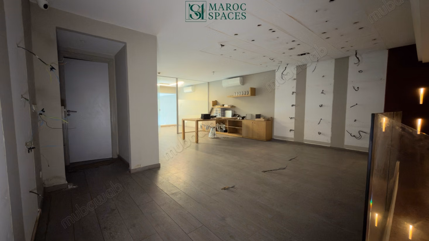À louer, local commercial 195m², bourgogne ouest