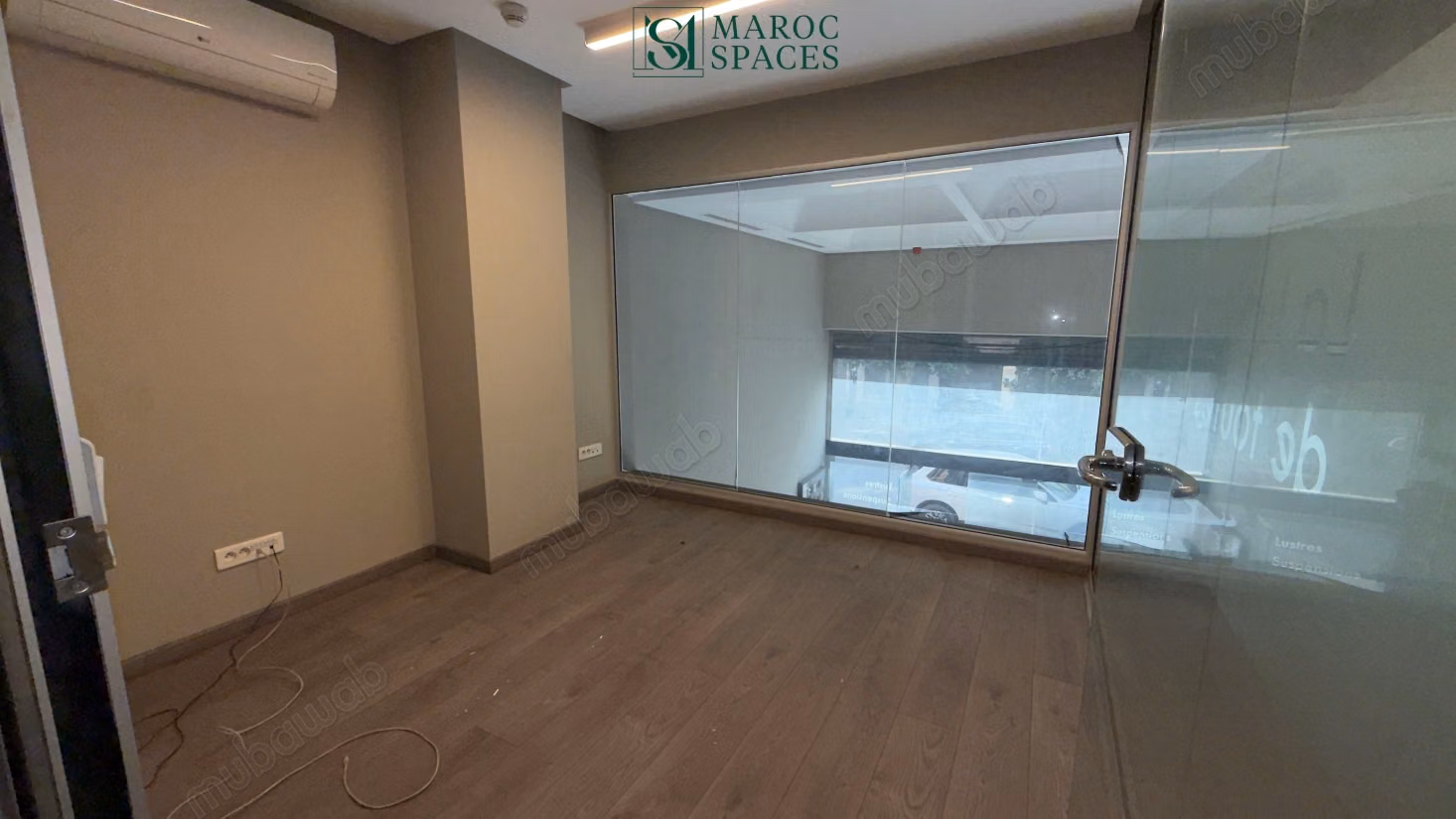 À louer, local commercial 195m², bourgogne ouest