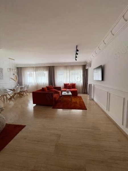 Bellissimo duplex in affitto a Gauthier