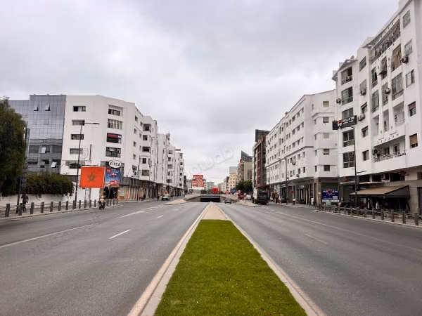Commercieel pand aan de boulevard. Oppervlakte van 114 m²