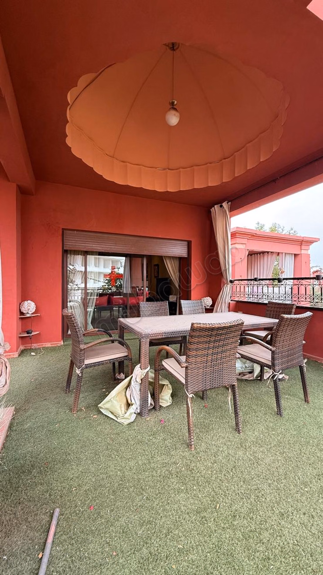Venta de un bonito apartamento en la Ruta Amizmiz. Superficie 155 m². Bien amueblado
