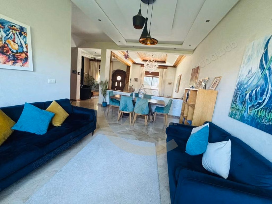 Magnifica Villa in Affitto in una Bella Residenza