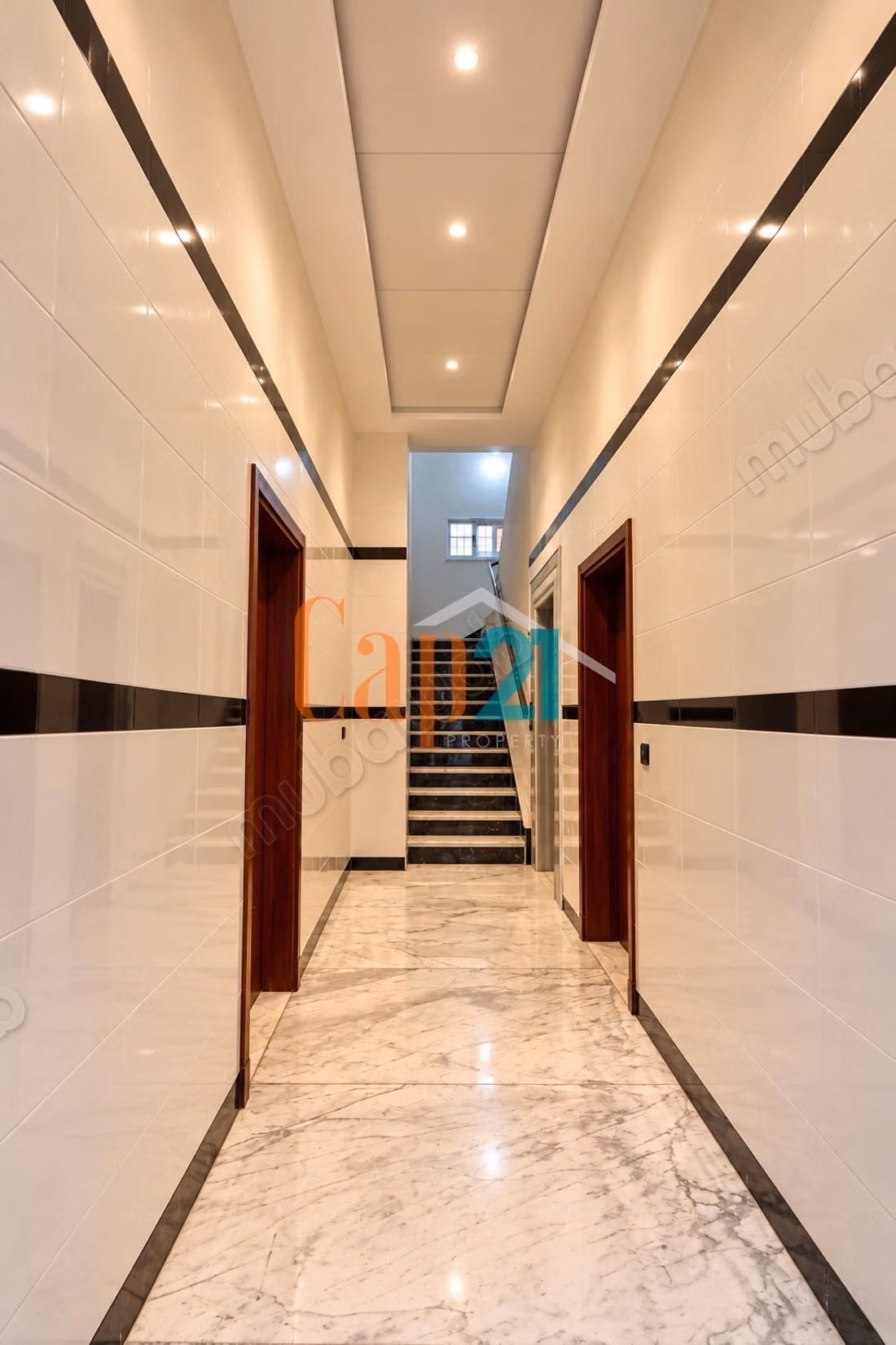 Apartamento vacío de 3 habitaciones en alquiler en el centro