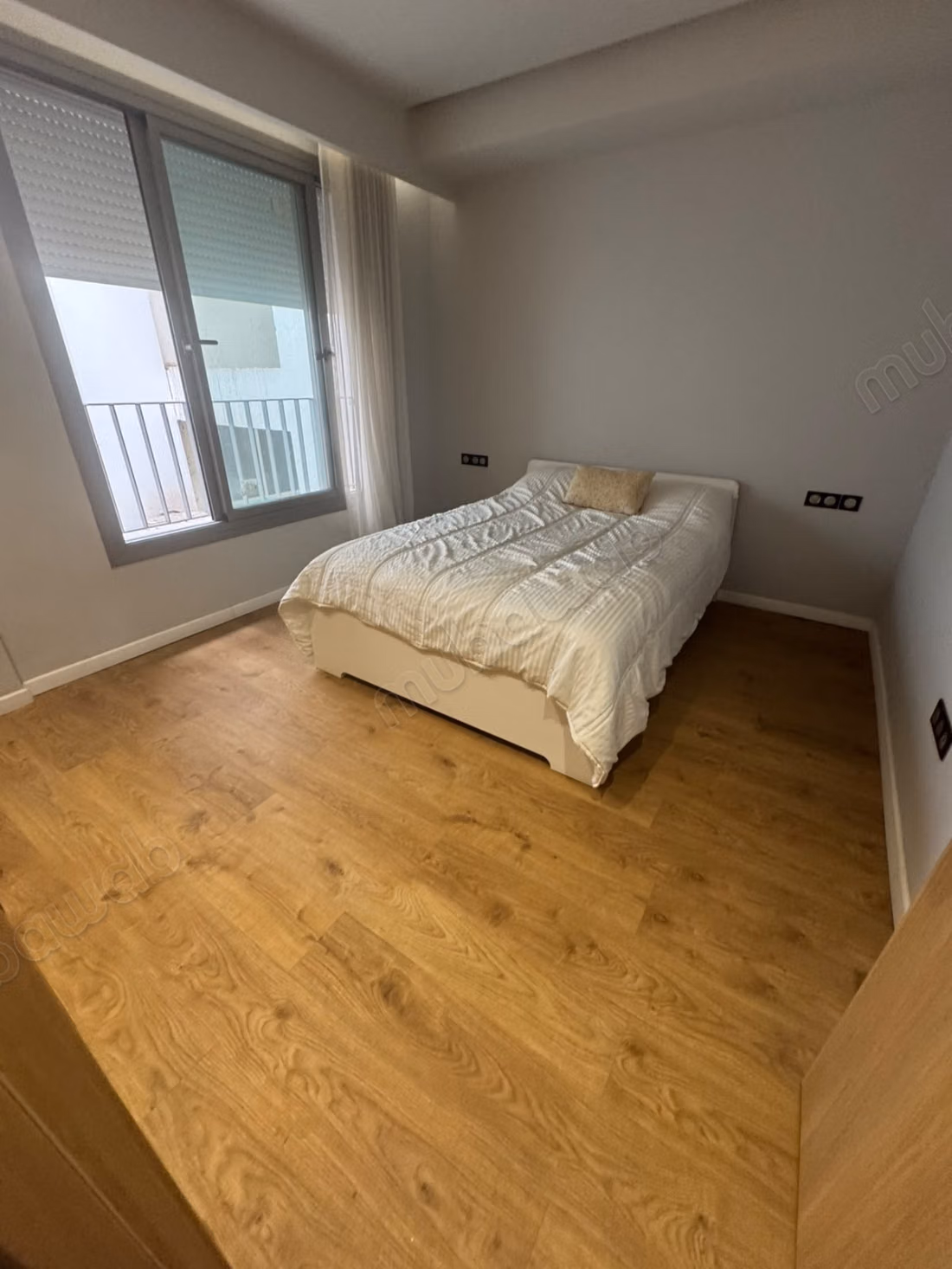 Bel appartement à louer à Gauthier. 2 chambres. Nouveau mobilier