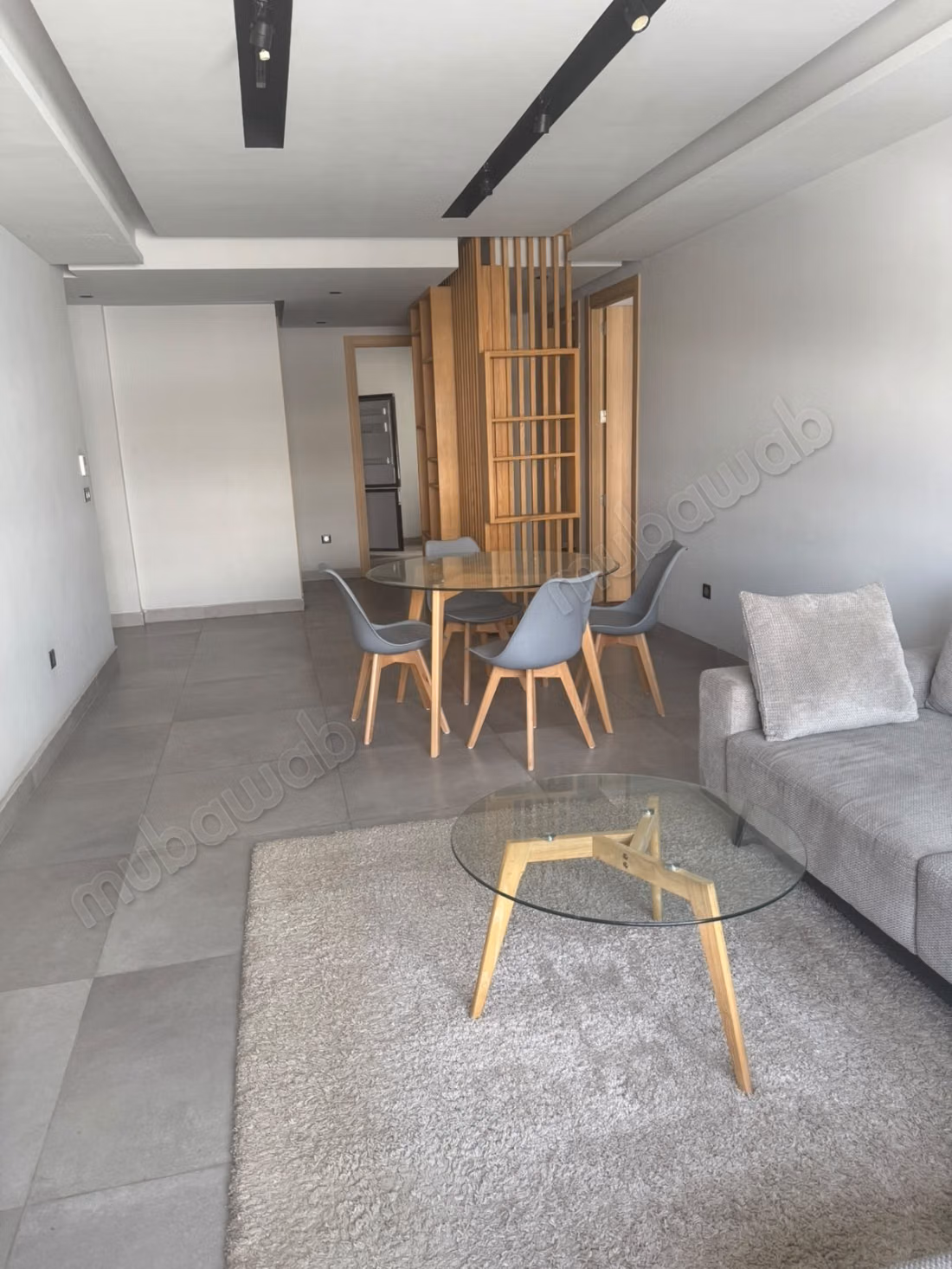 Bel appartement à louer à Gauthier. 2 chambres. Nouveau mobilier