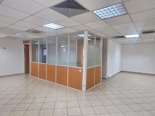 Ufficio di 290 m² in affitto su Boulevard d’Anfa
